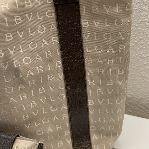 Bvlgari Tote & Matching Wallet - Picture 6 of 17